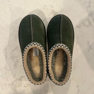 Ugg Tasman slippers NEW